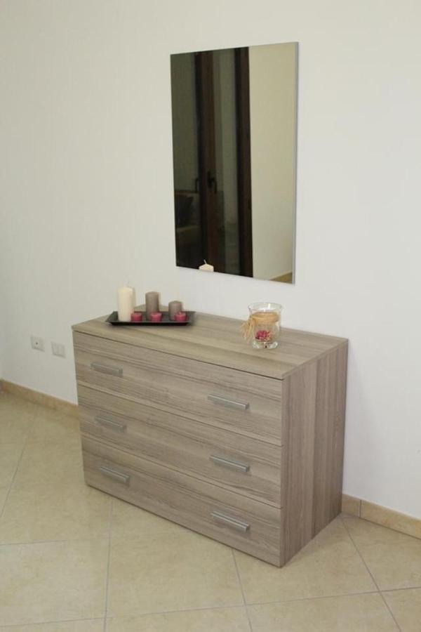 Holiday House Rosy กาวัลลีโน ดิ เลชเช ภายนอก รูปภาพ